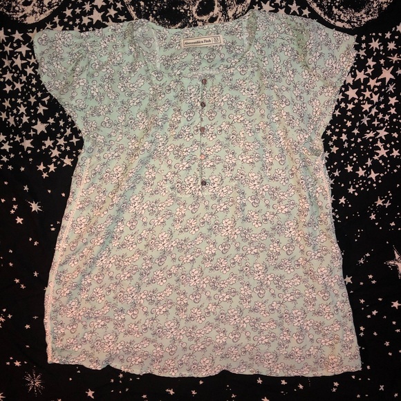 Floral blouse - Picture 1 of 2